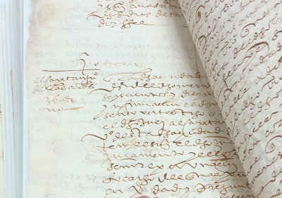 Foto de documento manuscrito antiguo